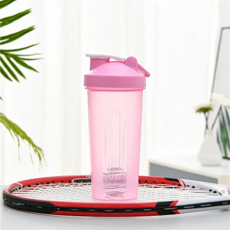 "🔥Leak-Proof Portable Shaker Cup – Perfect for Gym & Travel! 🚀🥤