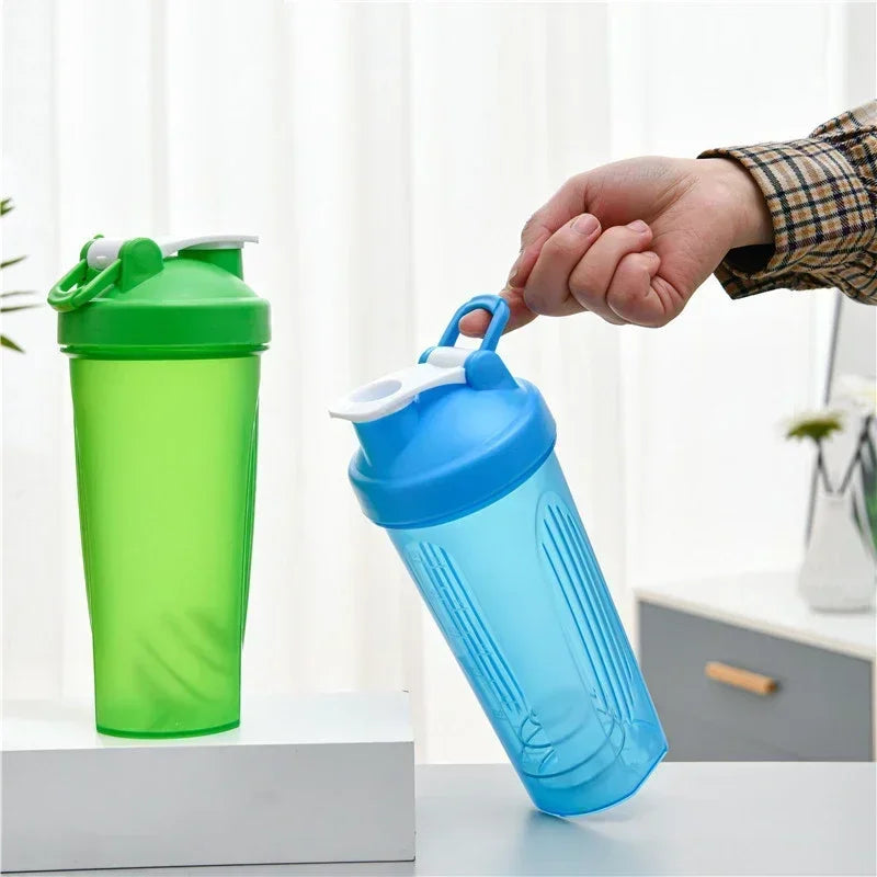 "🔥Leak-Proof Portable Shaker Cup – Perfect for Gym & Travel! 🚀🥤