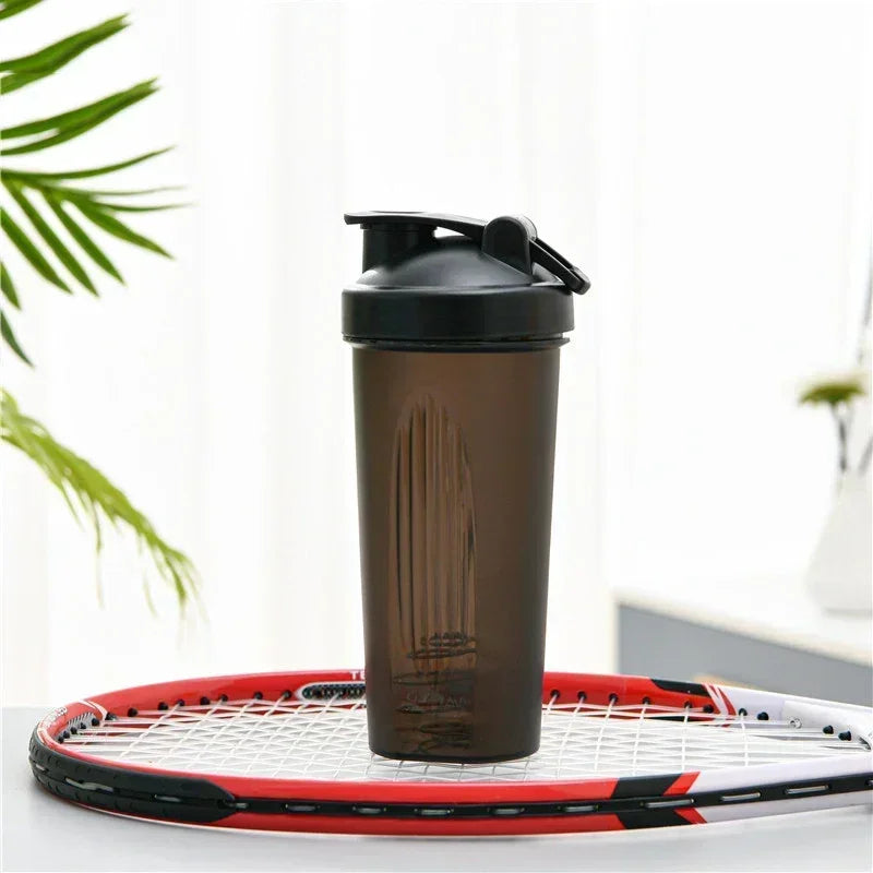 "🔥Leak-Proof Portable Shaker Cup – Perfect for Gym & Travel! 🚀🥤
